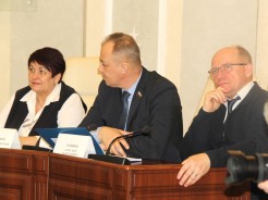 Депутаты Волгодонской городской Думы единогласно поддержали назначение Юрия Мариненко на должность главы городской администрации 